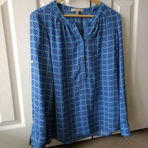 Banana Republic blue geometric top